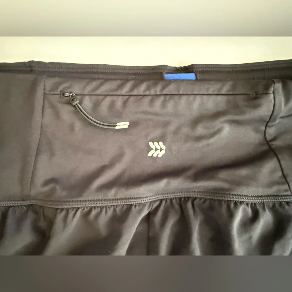 Women's All In Motion High Waisted Black Running Shorts - XL - Picture 3 of 4